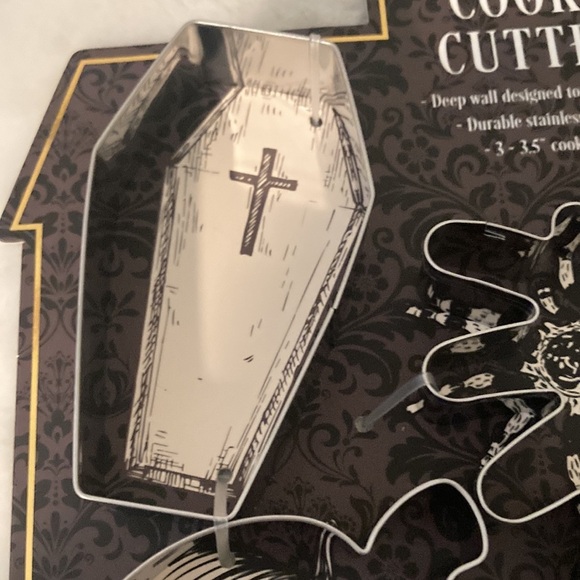 Halloween Cookie Cutters - Picture 3 of 11